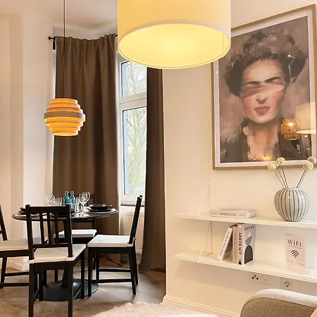 Domblick 1 I Zentral I Parkplatz I Naehe Veltins-arena