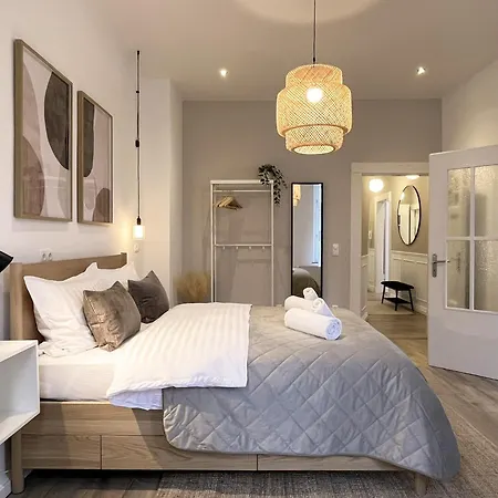 Domblick 1 I Zentral I Parkplatz I Naehe Veltins-arena *