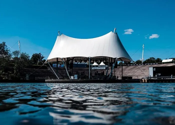 Domblick 1 I Zentral I Parkplatz I Naehe Veltins-arena *